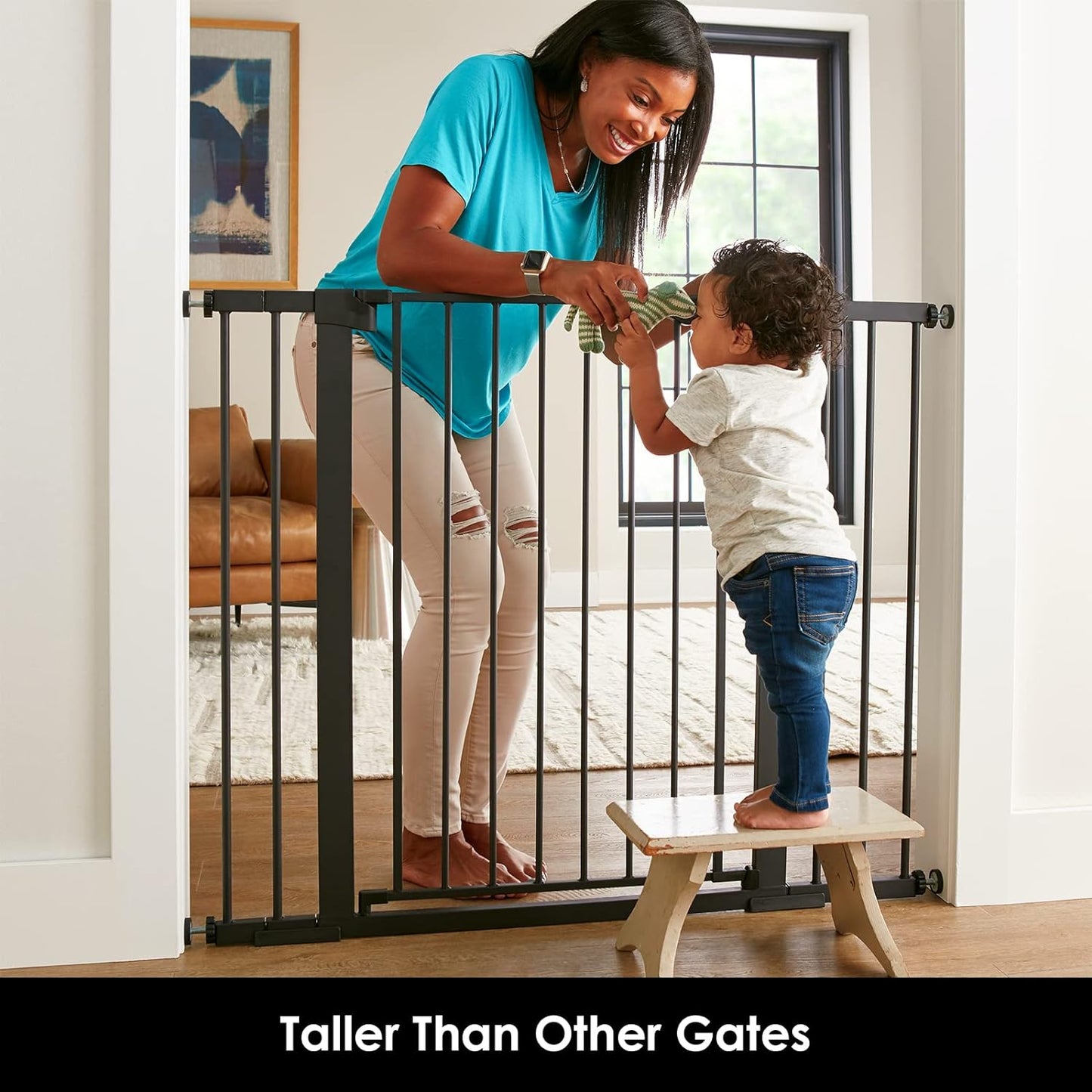 Cumbor 29.7-46" Baby Gate for Stairs, Mom's Choice Awards Winner-Auto Close Dog Gate for the House, Easy Install Pressure Mounted Pet Gates for Doorways, Easy Walk Thru Wide Safety Gate for Dog, Black