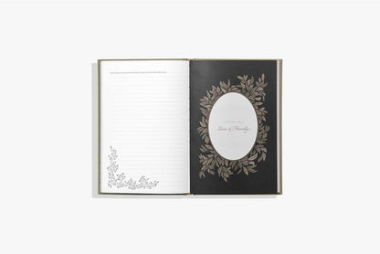 Mom's Story: A Memory and Keepsake Journal for My Family