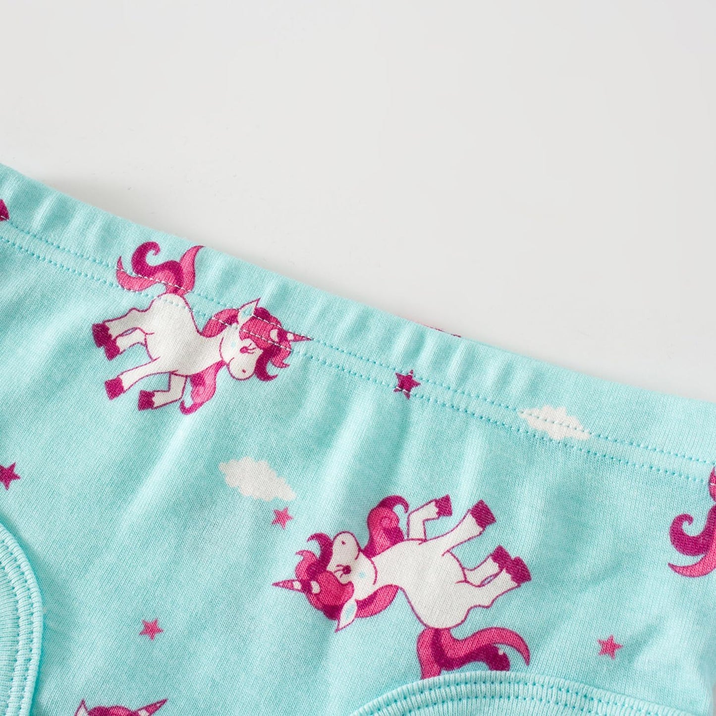 Finihen Toddler Girls Cotton Underwear Cute Print Briefs Little girls Panties Soft Multipacks