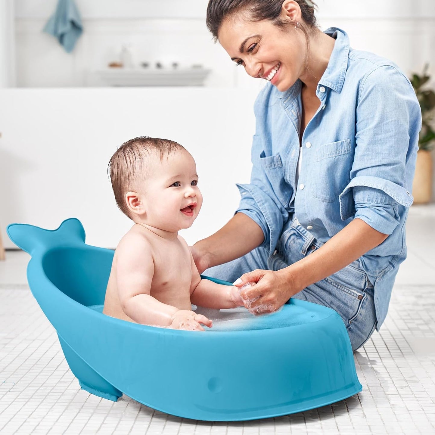 Skip Hop Baby Bath Tub, 3-Stage Smart Sling Tub, Moby, White